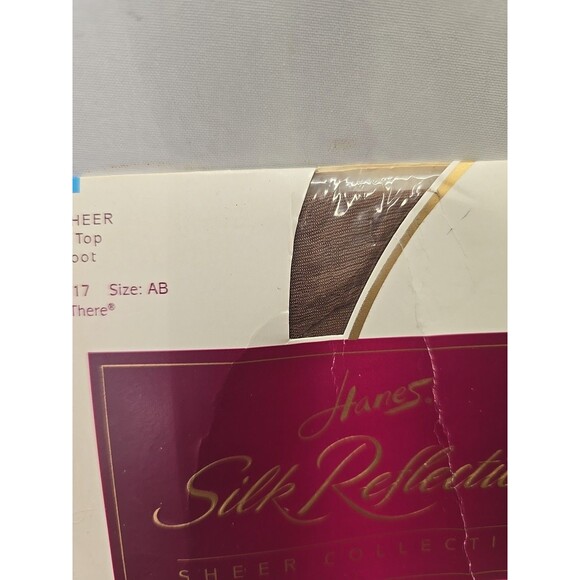 NOS Vintage Hanes Silk Reflections Sheer Collection 717 Size AB Barely There - Picture 3 of 7